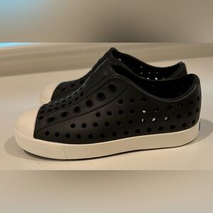 NWOT Native Jefferson Toddler Shoes